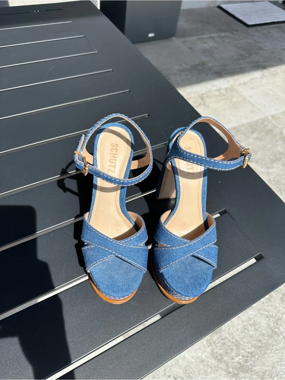 SCHUTZ Blue Denim Platform Sandals with Ankle Buckle